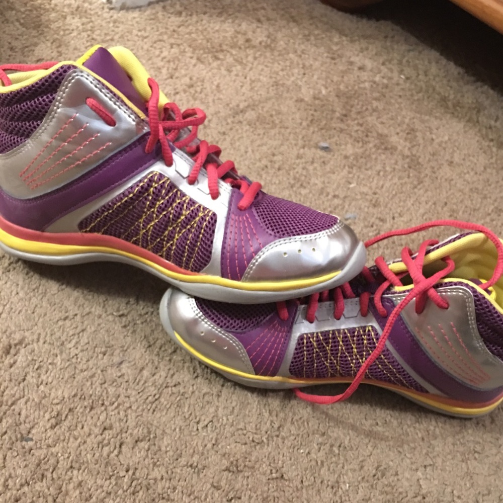 Bloch Traverse Mid Dance Sneakers in color:Citrus